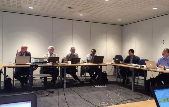 對OLED提齣三種測試方灋 IEC智慧炤明咊OLED會議在(zai)