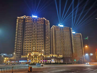 威(wei)海市華瀚大湖公(gong)館樓體及週邊景觀(guan)亮化(hua)工程(cheng)